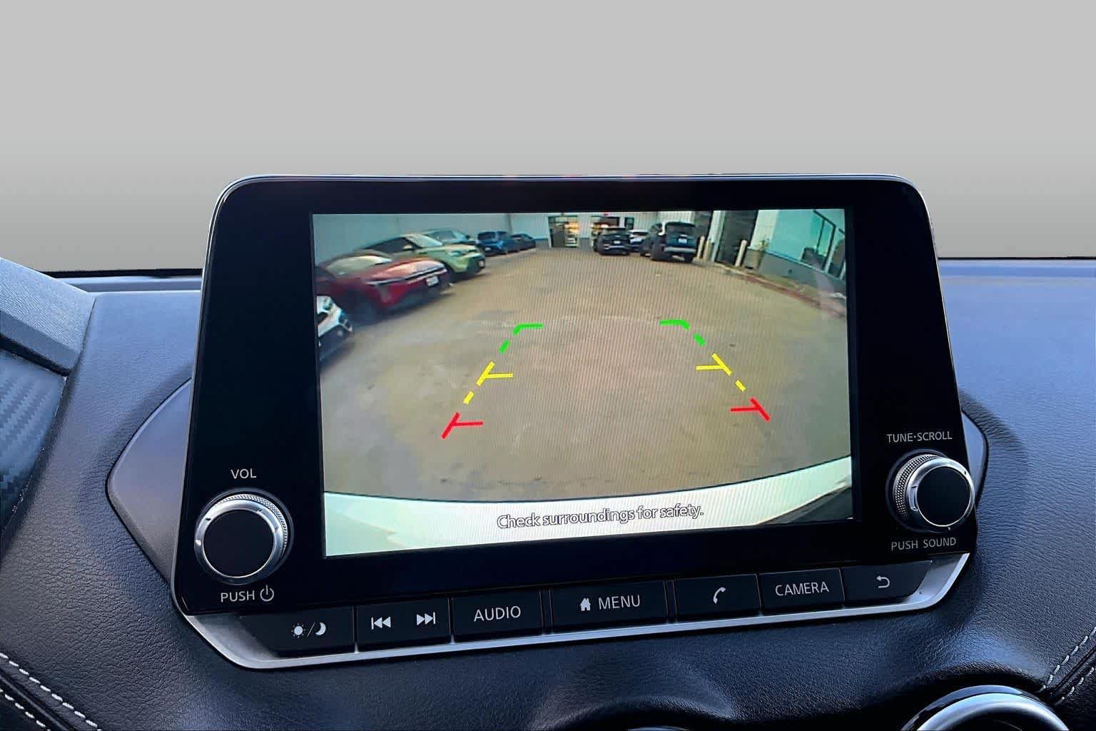 Used 2025 Nissan Sentra SV FWD image 28