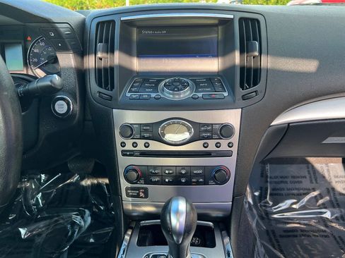 Used 2010 INFINITI G37 x Coupe w/ Premium Pkg AWD/4WD image 29