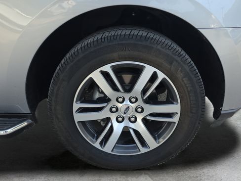 Used 2022 Ford Expedition XLT RWD image 26
