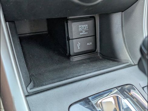 Used 2014 Honda Accord Touring image 17