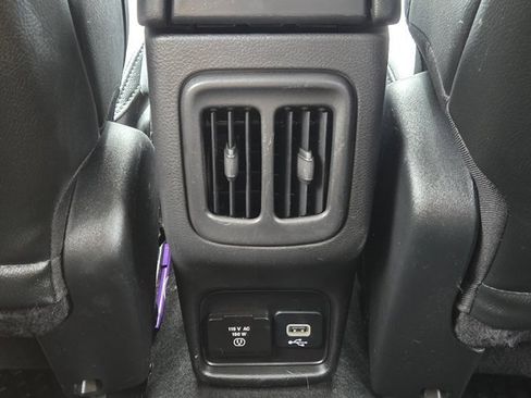 Used 2020 Jeep Compass Trailhawk w/ Cold Weather Group image 30