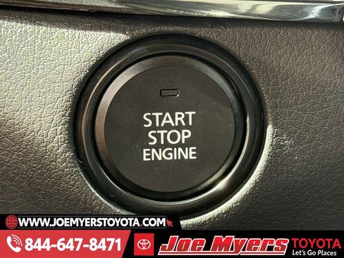 Used 2025 MAZDA CX-30 AWD 2.5 S w/ Preferred Package image 22