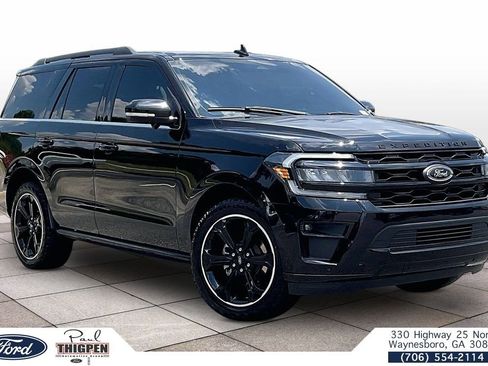 Certified 2023 Ford Expedition Limited RWD image 1