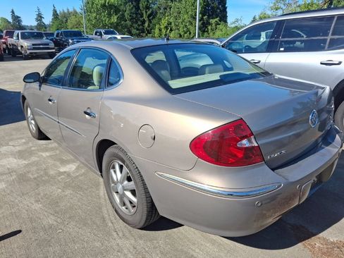 Used 2007 Buick LaCrosse CXL w/ Driver Confidence Package FWD image 6