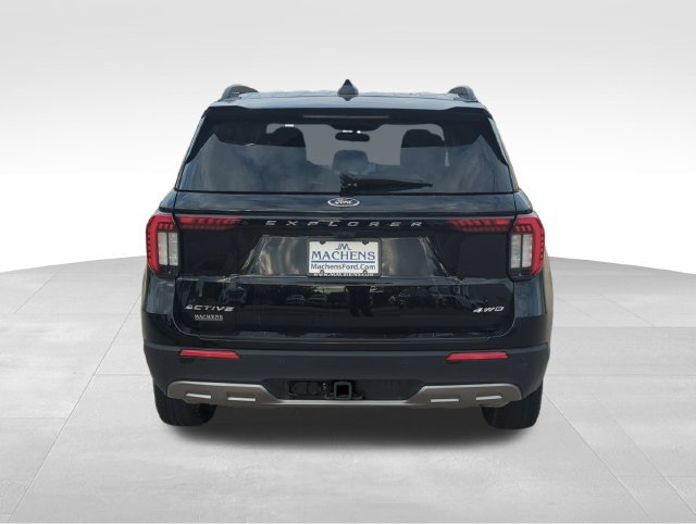 Used 2025 Ford Explorer Active w/ Active Comfort Package AWD/4WD image 5