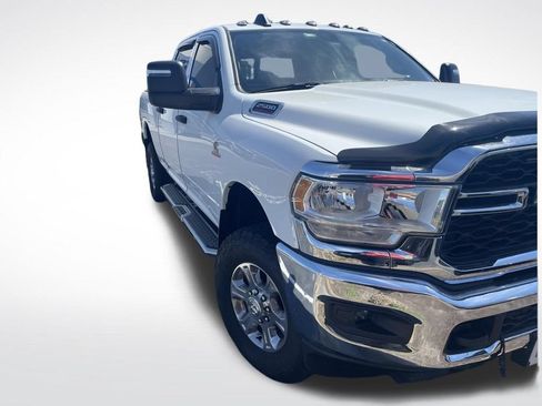 Used 2024 RAM 2500 Tradesman w/ Chrome Appearance Group AWD/4WD image 2
