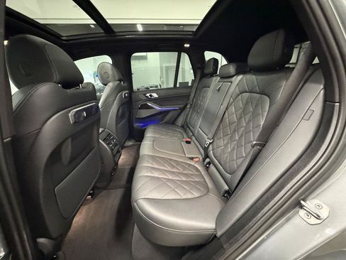 Used 2024 BMW X5 xDrive40i w/ M Sport Package AWD/4WD image 14