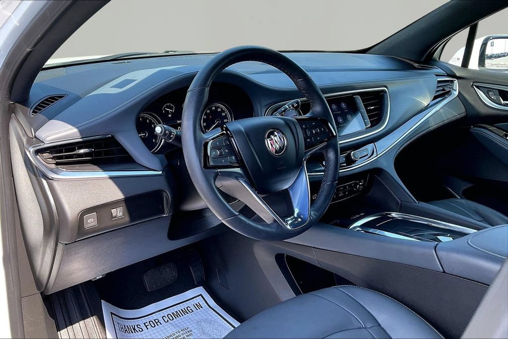 Used 2023 Buick Enclave Essence FWD image 19