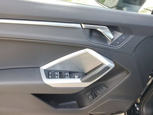 Certified 2025 Audi Q3 2.0T Premium Plus w/ Premium Plus Package AWD/4WD image 25
