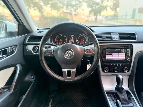 Used 2013 Volkswagen Passat TDI SE FWD image 13