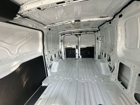 New 2026 Ford Transit 250 Low Roof RWD image 13