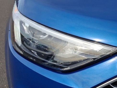 Used 2024 Ford Edge SEL image 9