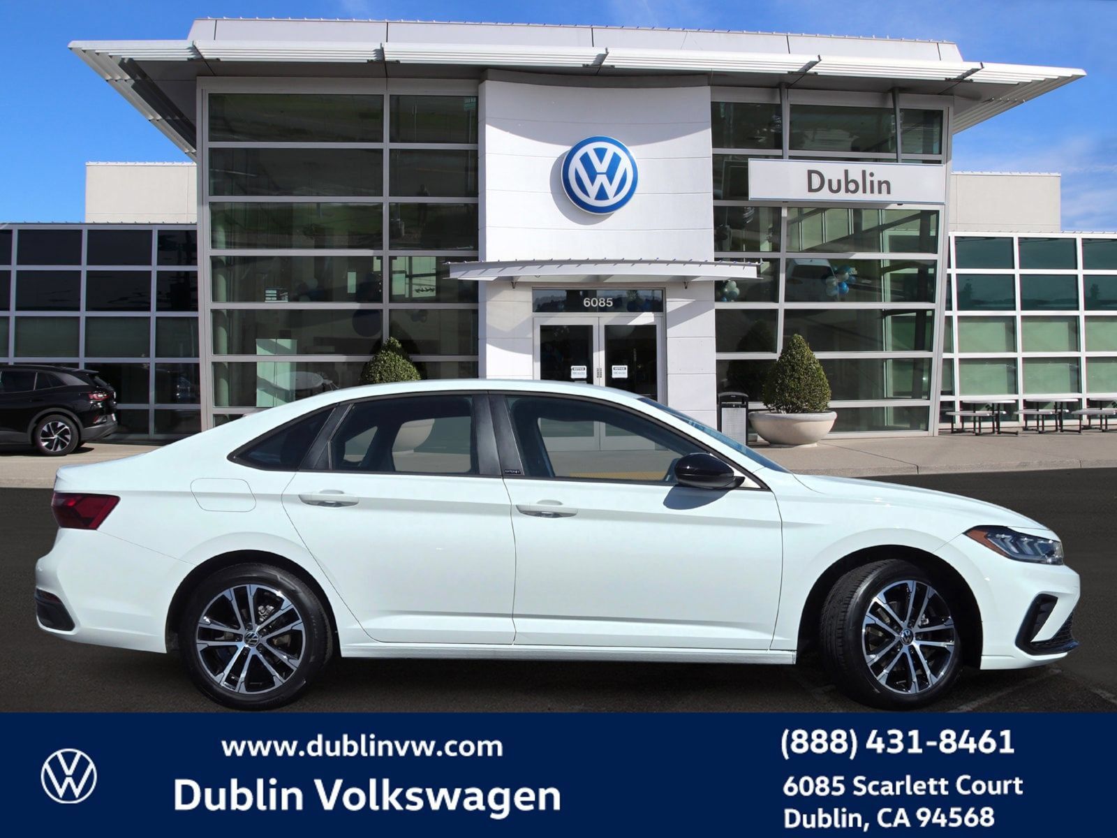 Certified 2025 Volkswagen Jetta Sport FWD image 3