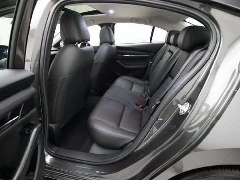 Used 2025 MAZDA MAZDA3 2.5 Turbo Sedan w/Premium Plus image 15