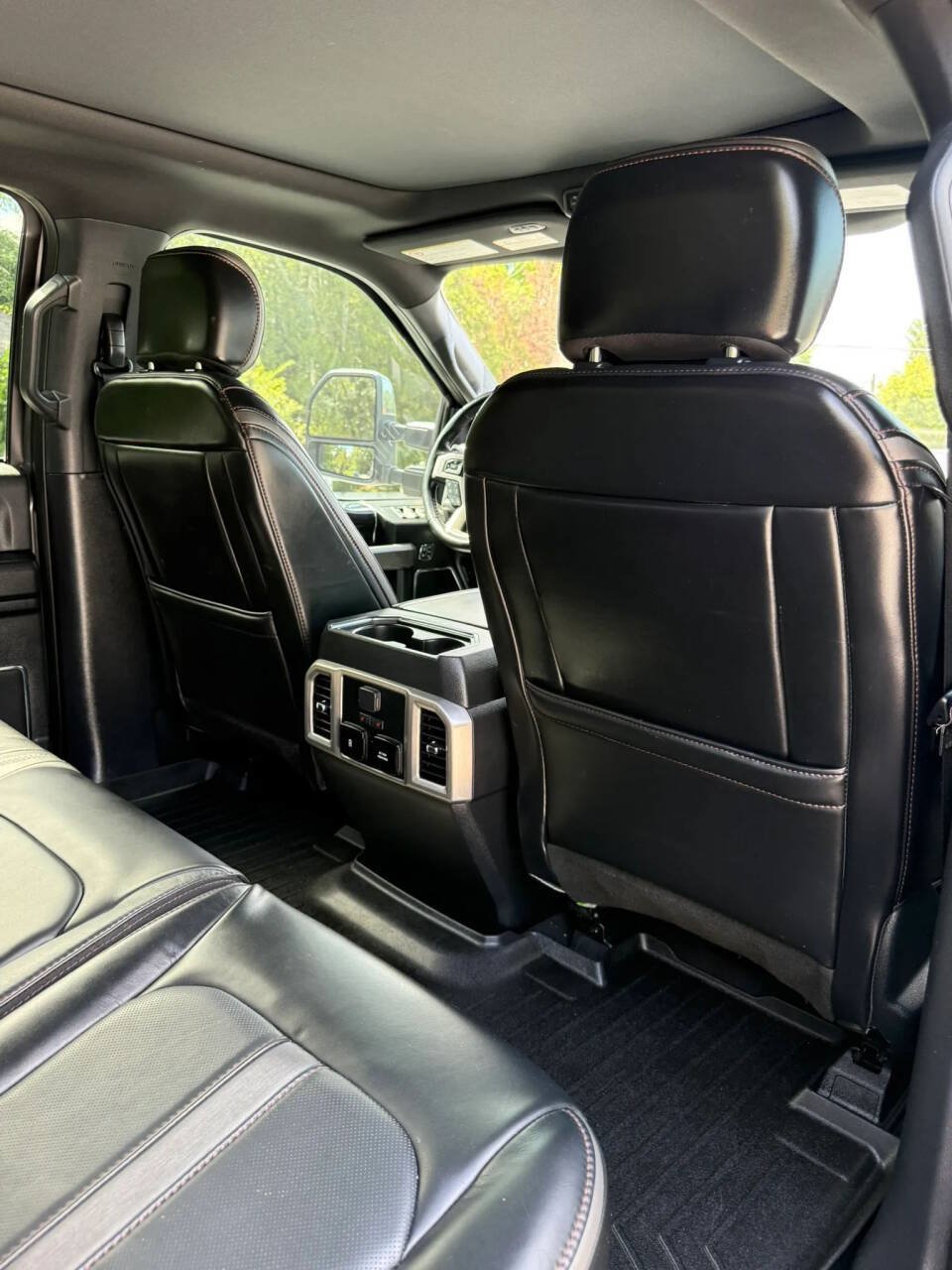 Used 2021 Ford F250 Platinum w/ FX4 Off-Road Package AWD/4WD image 21