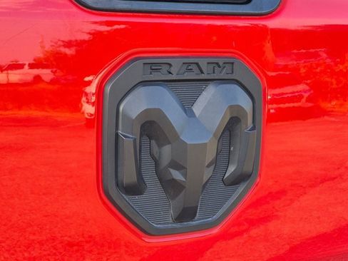 Used 2024 RAM 1500 Laramie AWD/4WD image 23
