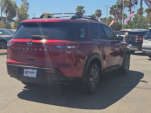 Certified 2026 Nissan Pathfinder SV AWD/4WD image 7