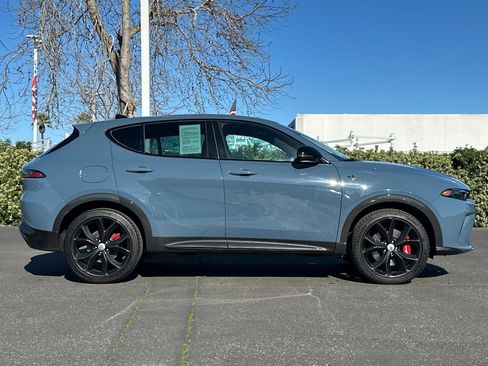 Used 2024 Dodge Hornet R/T Plus image 3