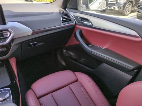 Certified 2023 BMW X4 xDrive30i w/ Premium Package image 17