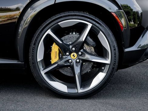 Used 2023 Ferrari Purosangue AWD/4WD image 21