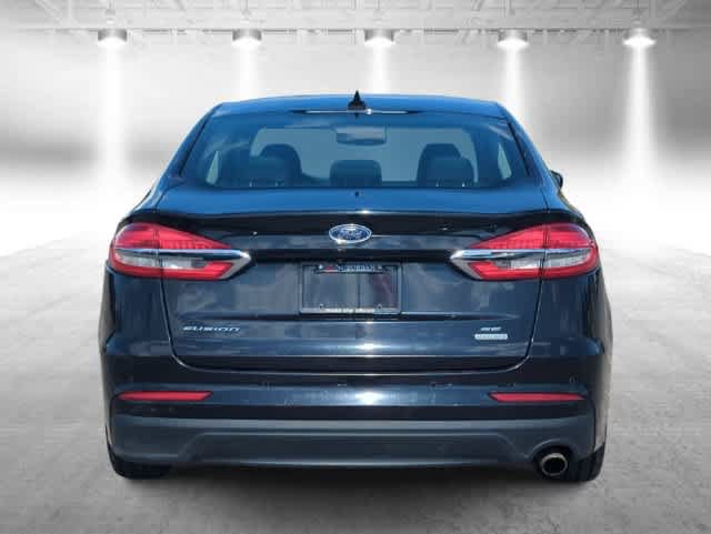 Used 2020 Ford Fusion SE FWD image 6