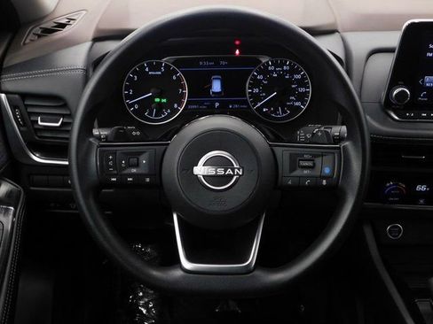 Certified 2023 Nissan Rogue SV image 38