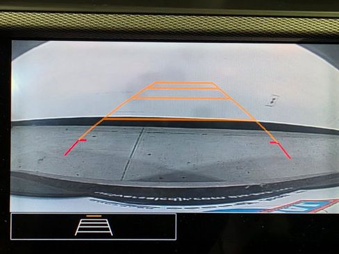 Used 2023 Buick Encore GX Preferred w/ Cold Weather Comfort Package image 9