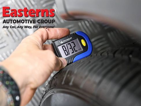 Used 2024 Nissan Kicks S image 27