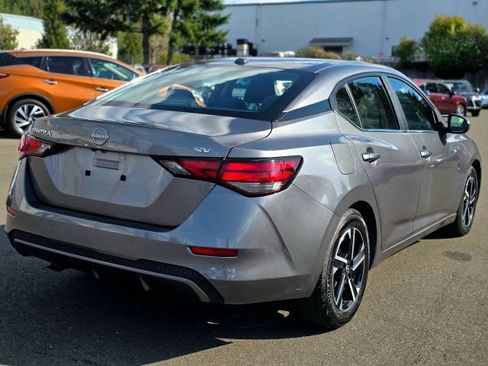 Used 2024 Nissan Sentra SV FWD image 7