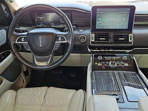 Used 2020 Lincoln Navigator L Black Label w/ Cargo Convenience Package AWD/4WD image 19