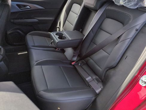 New 2026 Chevrolet Equinox EV LT image 24