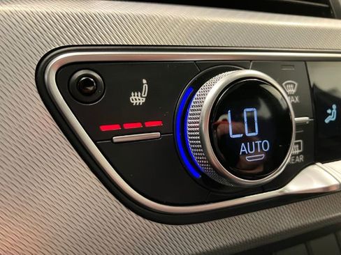 Used 2017 Audi A4 2.0T Premium Plus w/ Premium Plus Package image 45