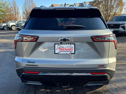 New 2026 Chevrolet Equinox RS w/ LPO, Floor Liner Package image 4