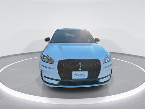 Used 2023 Lincoln Corsair Reserve w/ Equipment Group 202A image 3