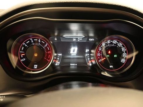 Used 2020 Dodge Challenger R/T Scat Pack RWD image 5