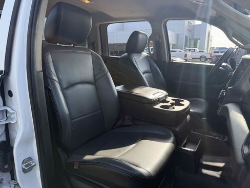 Used 2019 RAM 3500 Tradesman w/ Chrome Appearance Group AWD/4WD image 18