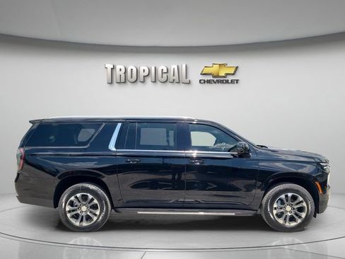 New 2026 Chevrolet Suburban LT w/ Comfort Package RWD image 6