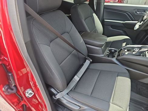 New 2025 GMC Canyon Elevation w/ Convenience Package image 36