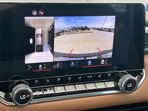 New 2026 GMC Canyon AT4 w/ Technology Plus Package image 9