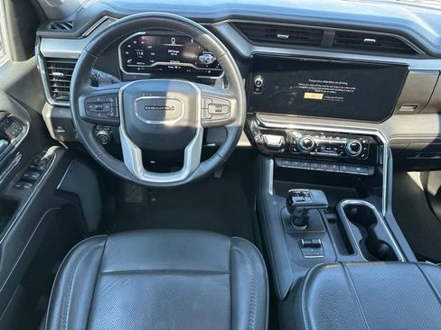 Used 2024 GMC Sierra 1500 Denali w/ Denali Reserve Package AWD/4WD image 9