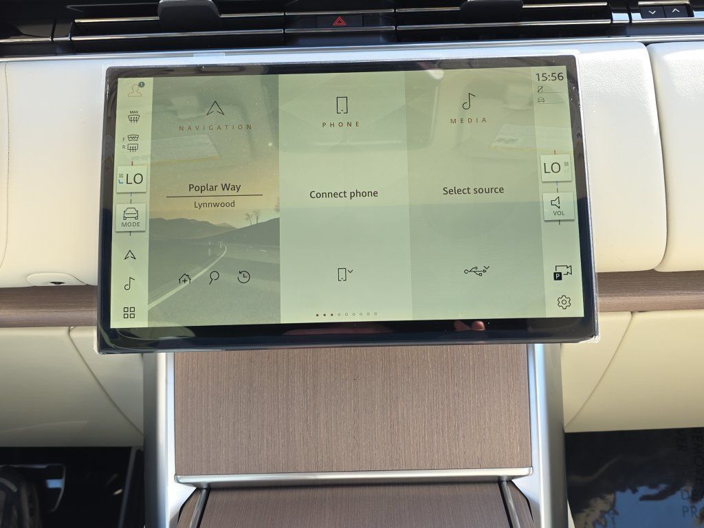 New 2026 Land Rover Range Rover SE AWD/4WD image 20