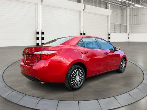 Used 2014 Toyota Corolla image 3