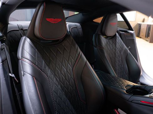 Used 2024 Aston Martin DB12 Coupe RWD image 22