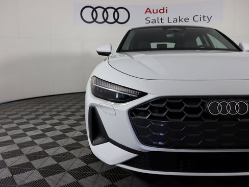 Used 2025 Audi A5 2.0T Premium Plus w/ Premium Plus image 3