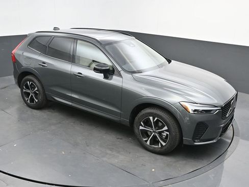 New 2026 Volvo XC60 B5 Core image 31