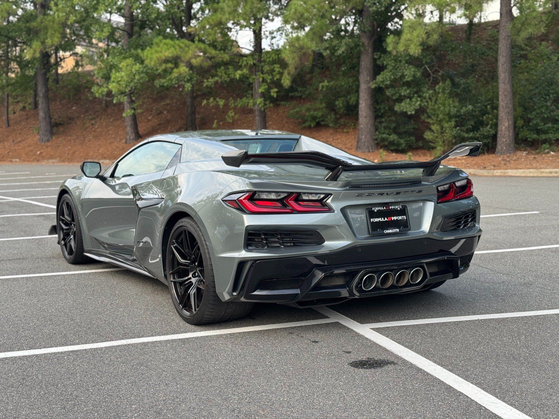 Used 2023 Chevrolet Corvette Z06 RWD image 8