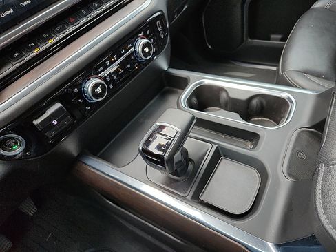 Used 2022 GMC Sierra 1500 SLT w/ SLT Premium Plus Package image 12