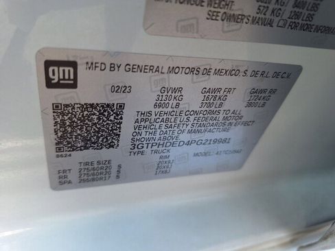 Used 2023 GMC Sierra 1500 SLT w/ SLT Premium Package image 32