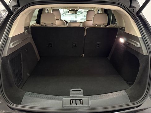 Used 2021 Lincoln Corsair AWD image 20
