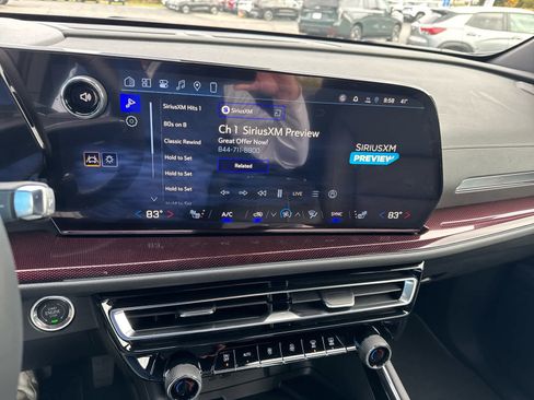 New 2026 Chevrolet Traverse Z71 w/ Driver Confidence Package image 28